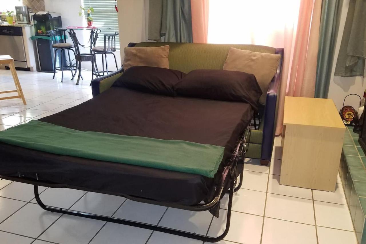 Cozy And Conveniently Located Pool Home With Free Wifi Tampa Kültér fotó