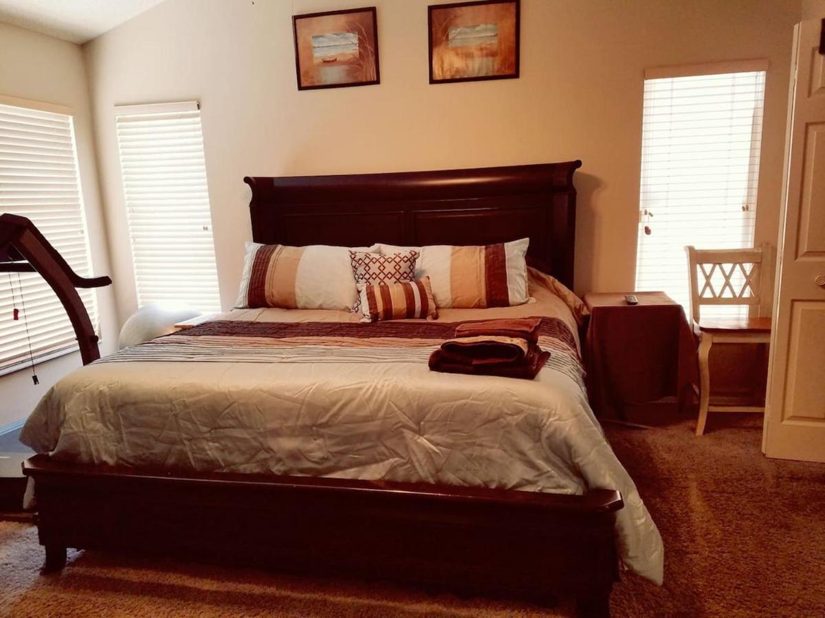 Cozy And Conveniently Located Pool Home With Free Wifi Tampa Kültér fotó